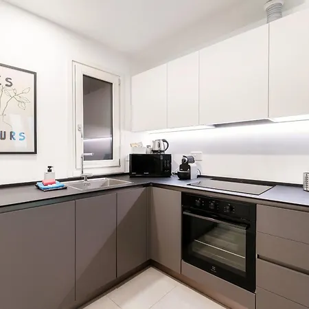 Apartamento By Quokka 360 - Close To The And Train Station